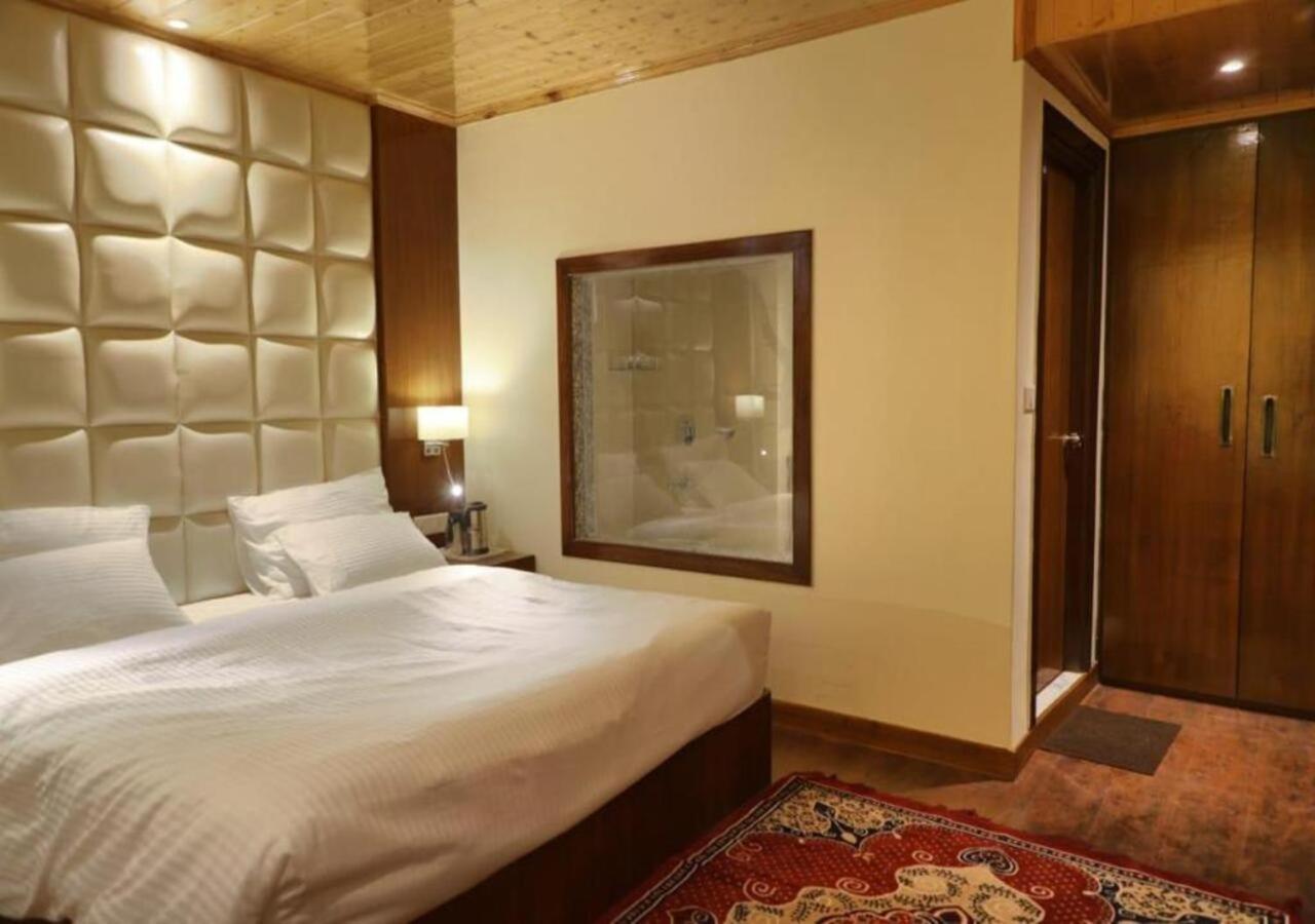 The Alpine Retreat Hotell Shimla Eksteriør bilde