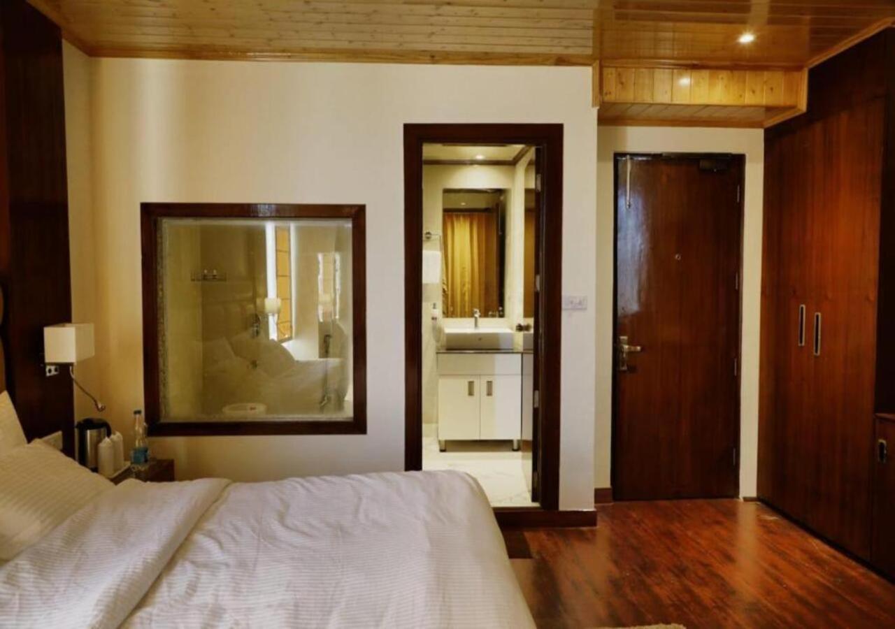 The Alpine Retreat Hotell Shimla Eksteriør bilde