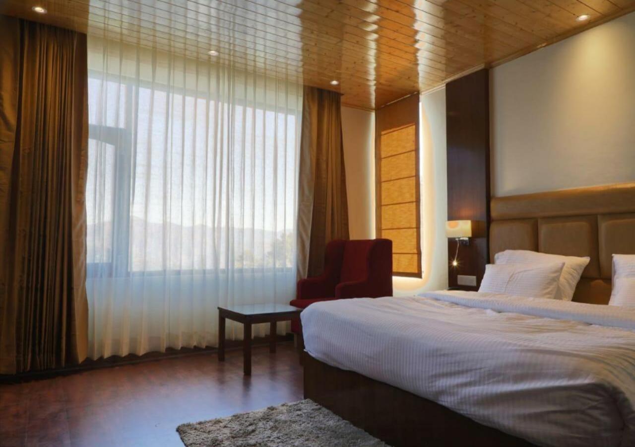 The Alpine Retreat Hotell Shimla Eksteriør bilde